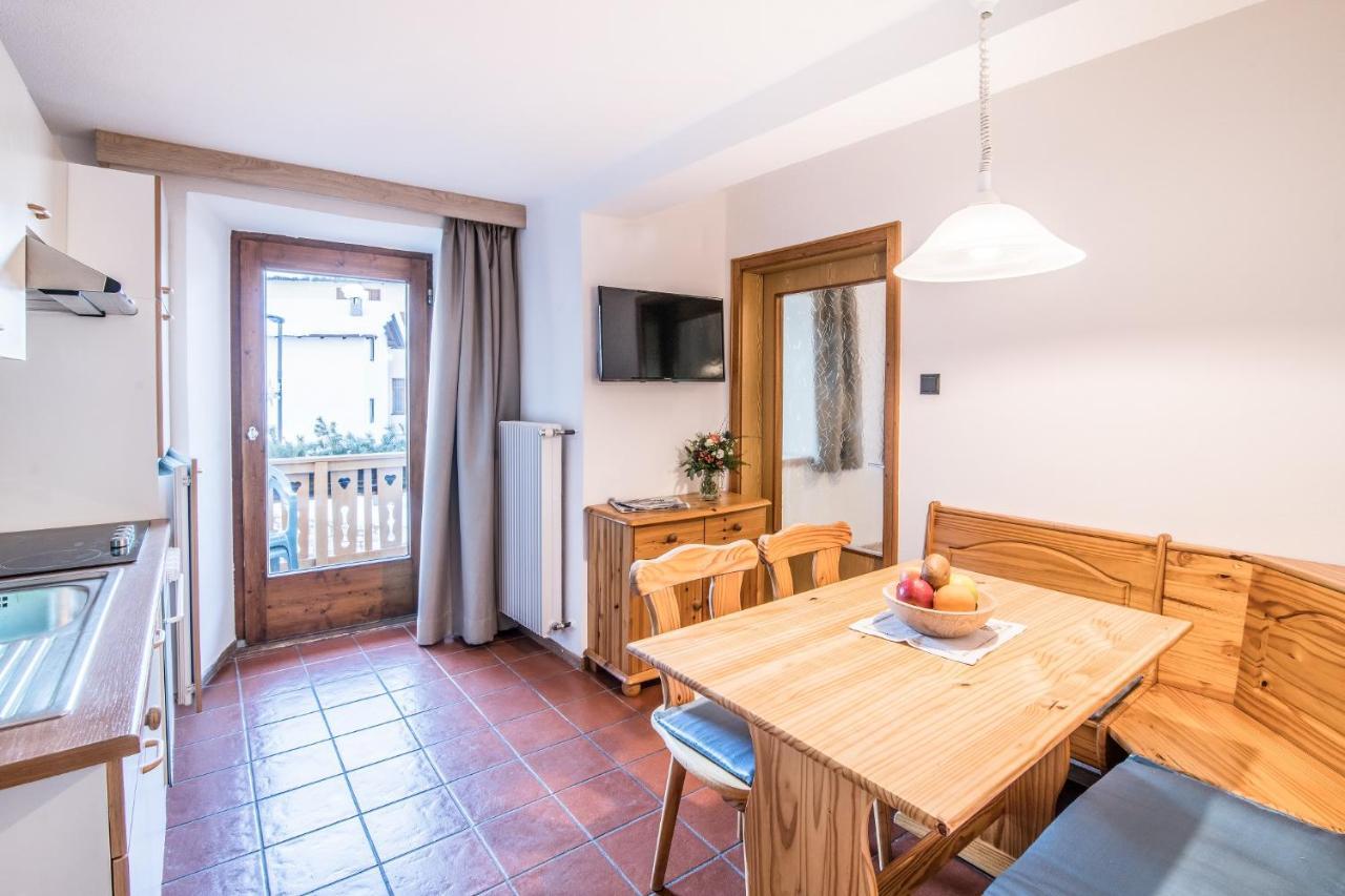 Apartments Heidenberger Delle Scuole Коле Изарко Екстериор снимка